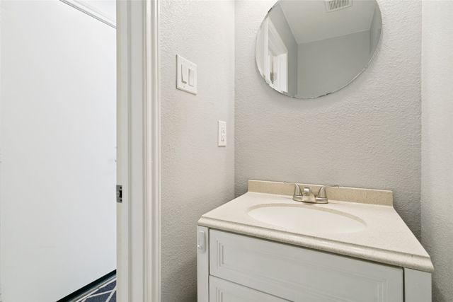2236 Ryan Ridge, Grapevine, TX 76051