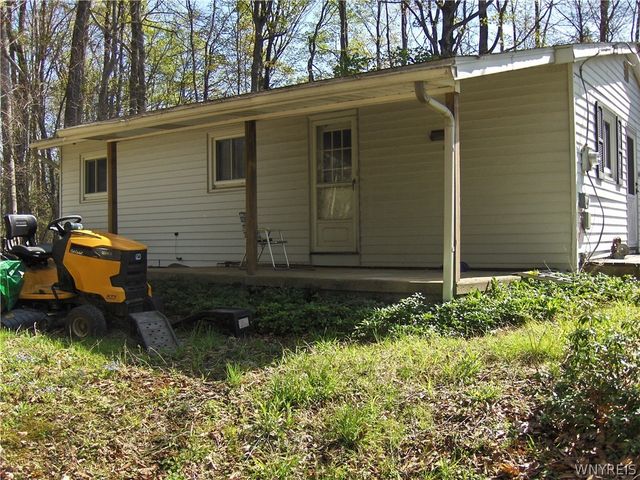 3432 Wepax Road, Eden, NY 14057