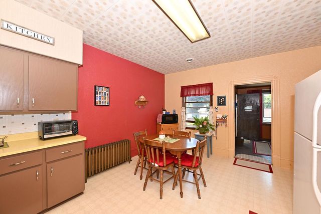 1513 Cherry STREET, South Milwaukee, WI 53172