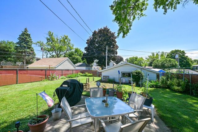 1513 Cherry STREET, South Milwaukee, WI 53172