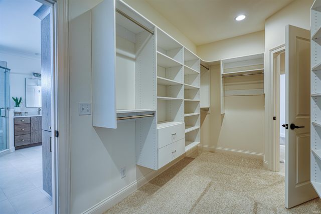 2820 Lake Drive, Newburgh, IN 47630