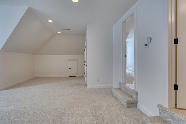 2820 Lake Drive, Newburgh, IN 47630