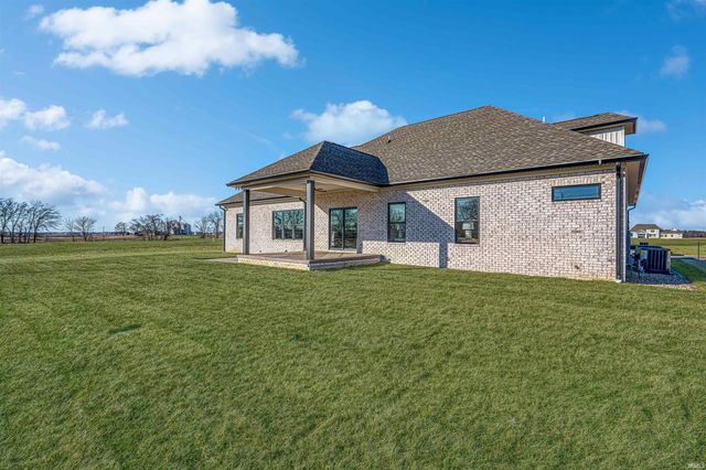 2820 Lake Drive, Newburgh, IN 47630