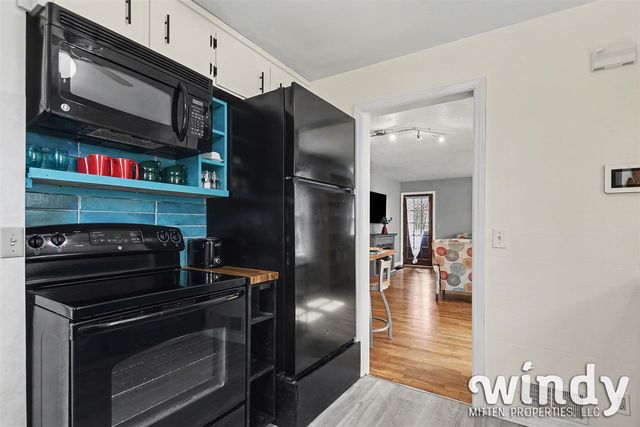 316 Sutherland Avenue, Watervliet, MI 49098