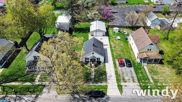316 Sutherland Avenue, Watervliet, MI 49098