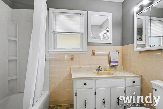 316 Sutherland Avenue, Watervliet, MI 49098
