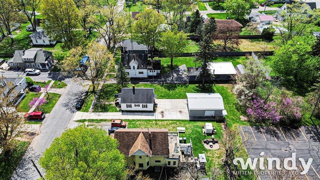 316 Sutherland Avenue, Watervliet, MI 49098