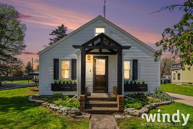 316 Sutherland Avenue, Watervliet, MI 49098