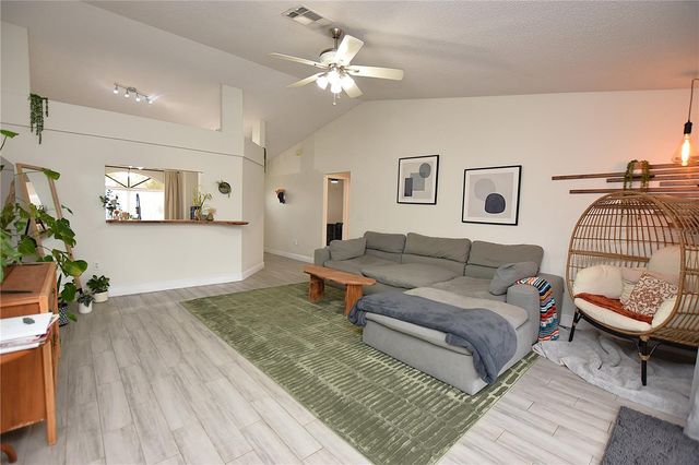 2022 HATTERAS POINT, Lakeland, FL 33813