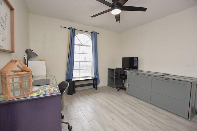 2022 HATTERAS POINT, Lakeland, FL 33813