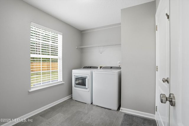 7213 BEEKMAN LAKE Drive S, Jacksonville, FL 32222