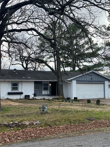 4566 W 64th Street S, Tulsa, OK 74132