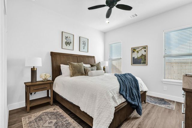 38634 Spur 149 Rd 4A, Magnolia, TX 77354