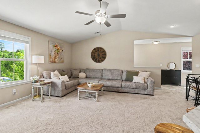 7463 Flintshire Drive, Alexandria, KY 41001
