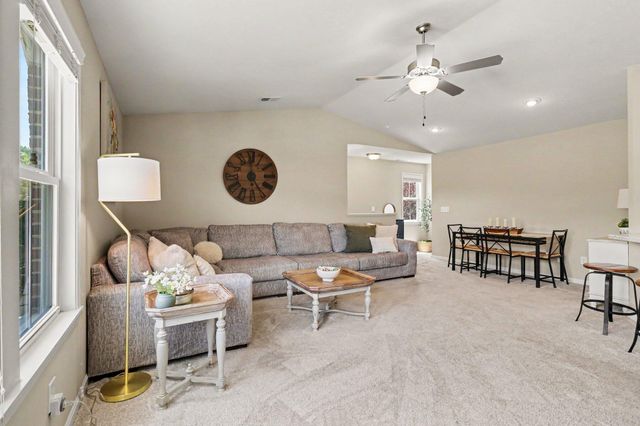 7463 Flintshire Drive, Alexandria, KY 41001