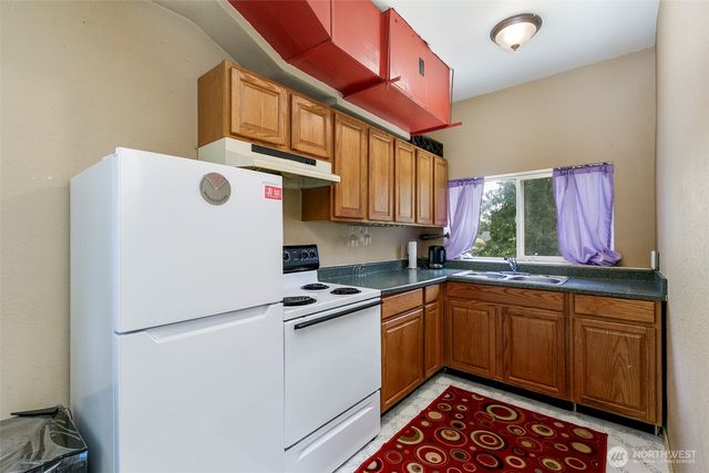 11122 59th Avenue S, Seattle, WA 98178