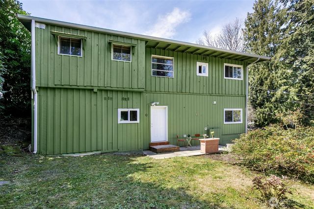 11122 59th Avenue S, Seattle, WA 98178