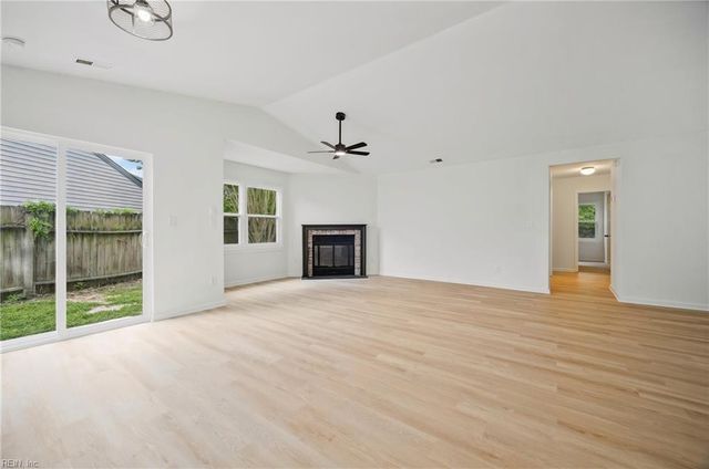 4257 Eagle Rock CT, Virginia Beach, VA 23450