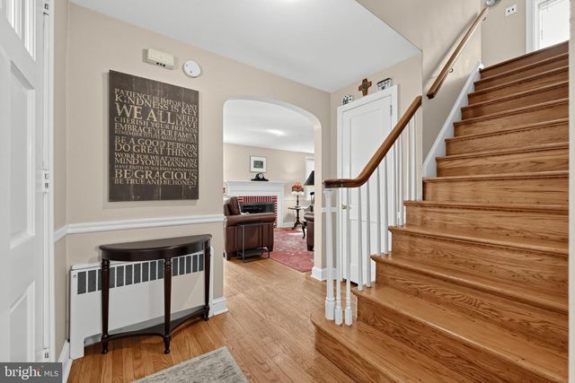 58 UPLAND RD, Havertown, PA 19083