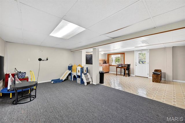9828 Whitcomb Lane, Affton, MO 63123