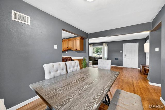 9828 Whitcomb Lane, Affton, MO 63123