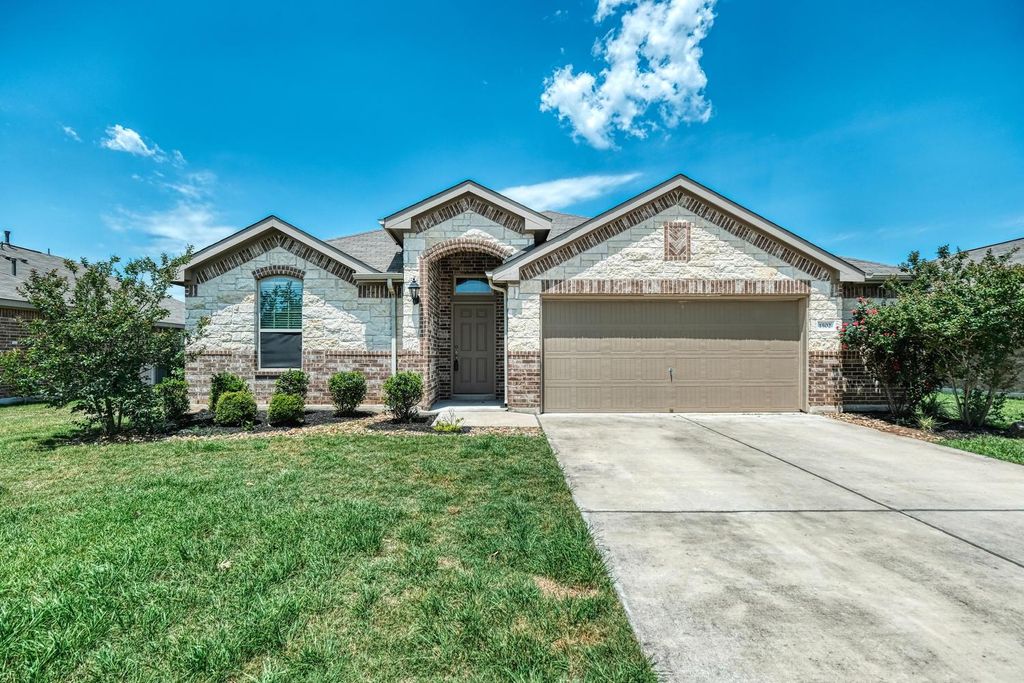 1502 Star Meadow, Kyle, TX 78640