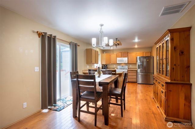 23184 Brandon Place NW, Poulsbo, WA 98370