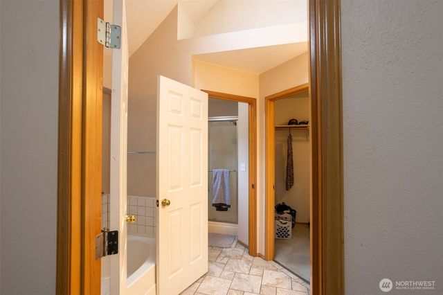 23184 Brandon Place NW, Poulsbo, WA 98370