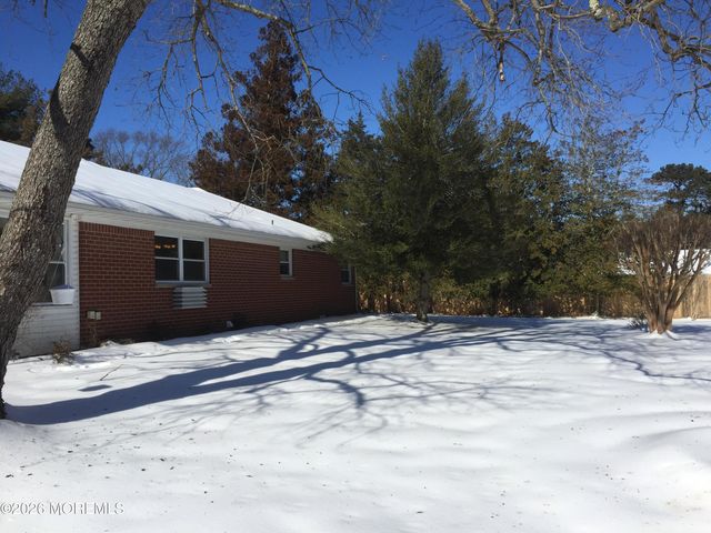 39 Crocus Lane B, Manchester, NJ 08759