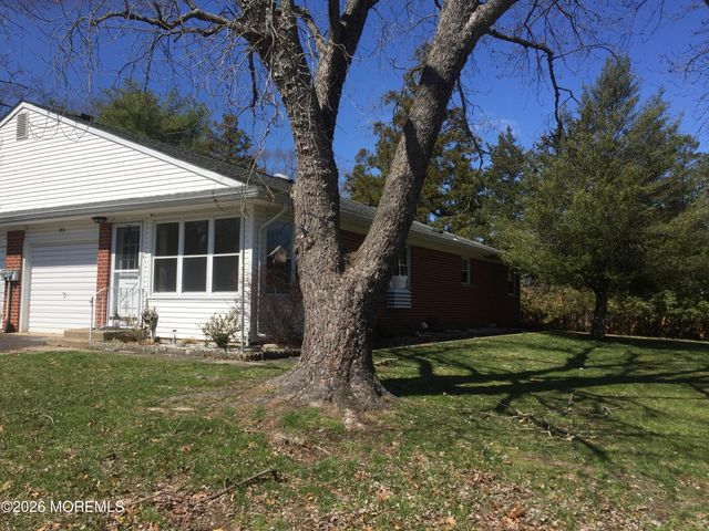 39 Crocus Lane B, Manchester, NJ 08759