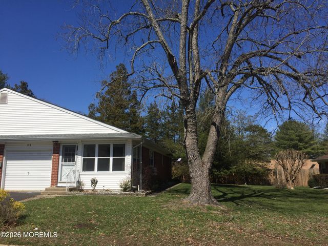 39 Crocus Lane B, Manchester, NJ 08759