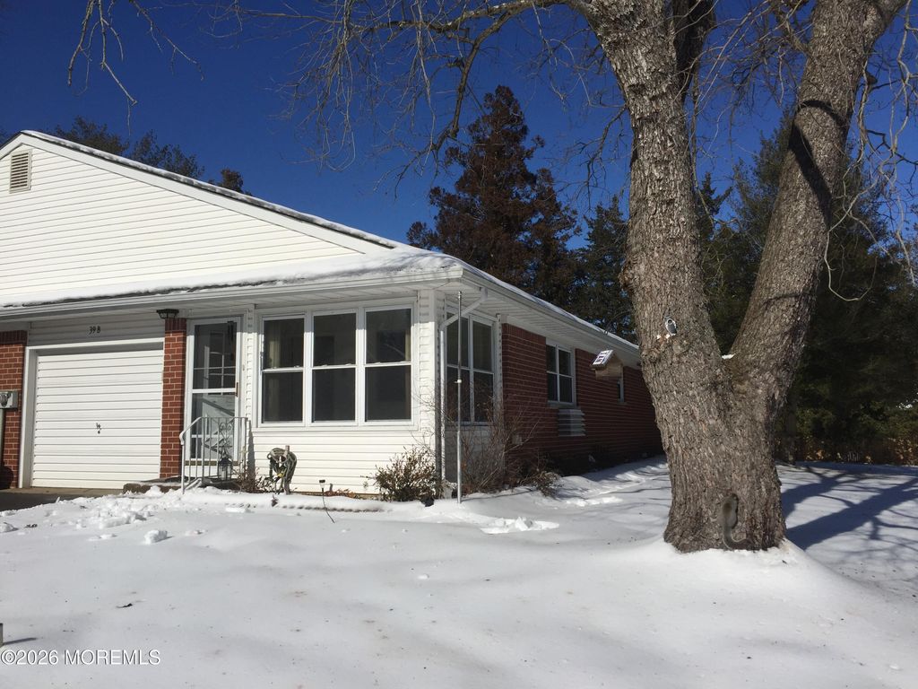 39 Crocus Lane B, Manchester, NJ 08759