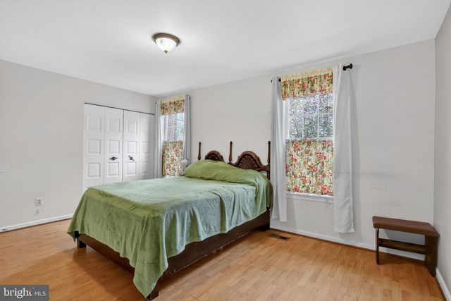 9904 TAMBAY CT, Montgomery Village, MD 20886