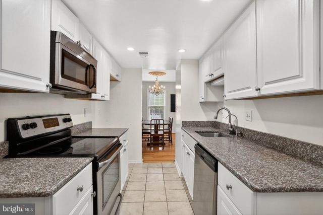 9904 TAMBAY CT, Montgomery Village, MD 20886