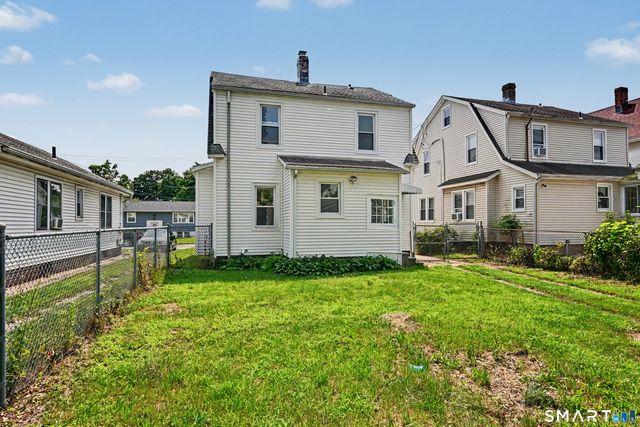 33 Maple Street, West Haven, CT 06516