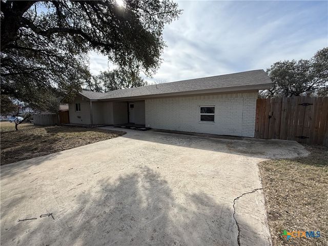 2109 Urbantke Lane, Copperas Cove, TX 76522