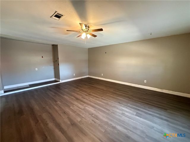 2109 Urbantke Lane, Copperas Cove, TX 76522