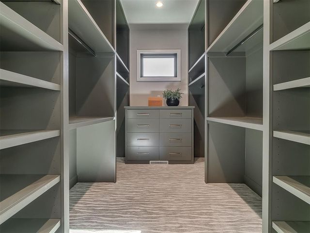 916 NW 156th Street, Edmond, OK 73013