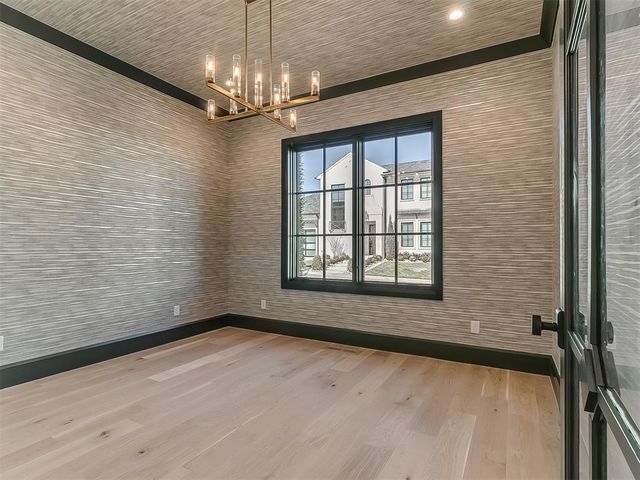 916 NW 156th Street, Edmond, OK 73013