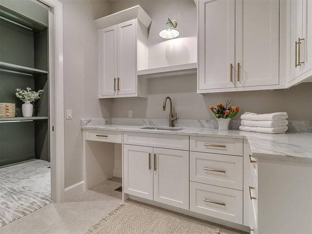 916 NW 156th Street, Edmond, OK 73013