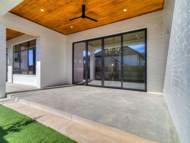 916 NW 156th Street, Edmond, OK 73013