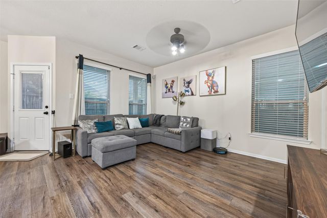 8023 Villa De Norte Street, Houston, TX 77070