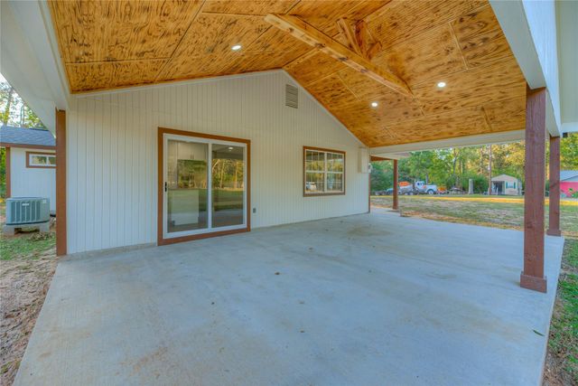 388 Sunrise Wood Road, Goodrich, TX 77335