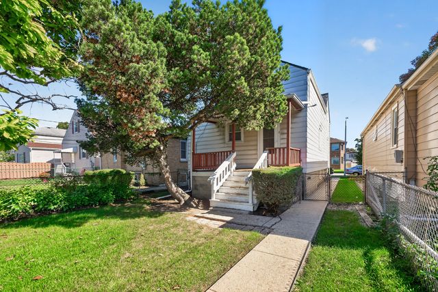 4132 N Osceola Avenue, Norridge, IL 60706