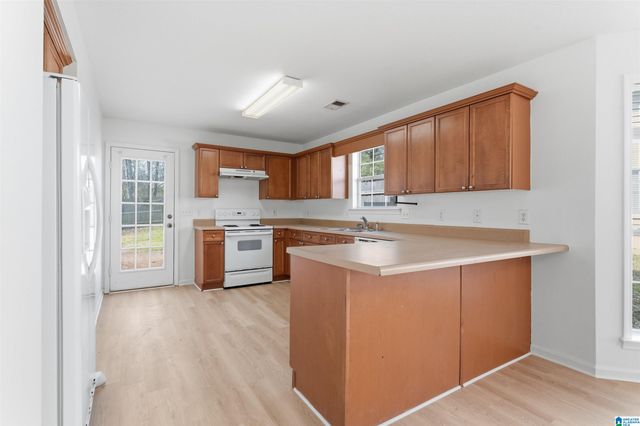 397 CAMDEN COVE CIRCLE, Calera, AL 35040