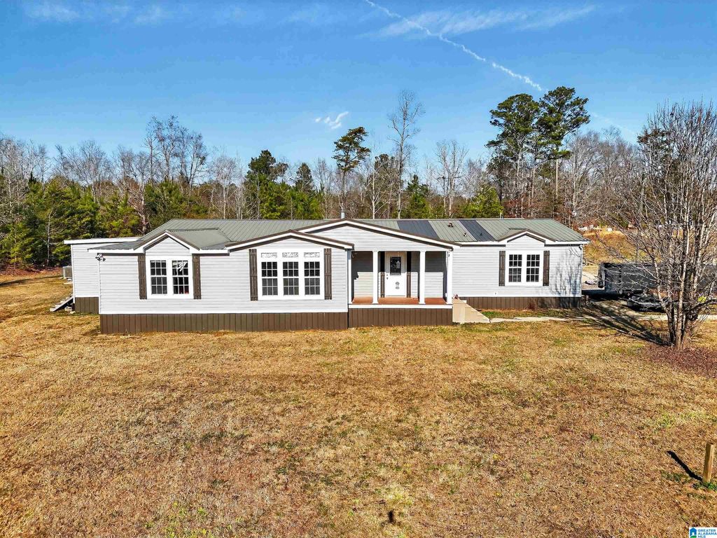 60 COUNTY ROAD 556, Clanton, AL 35046