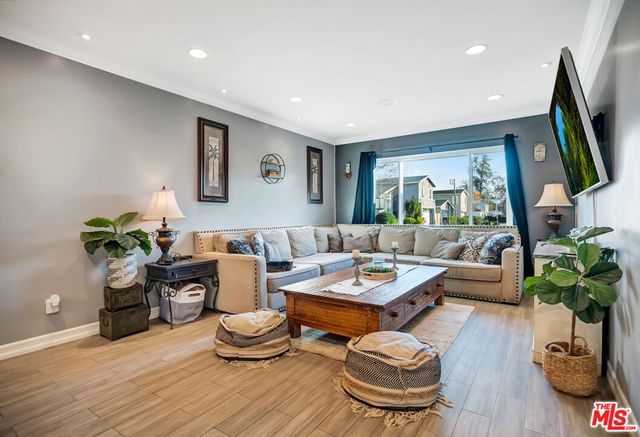 20241 Baltar Street, Winnetka, CA 91306