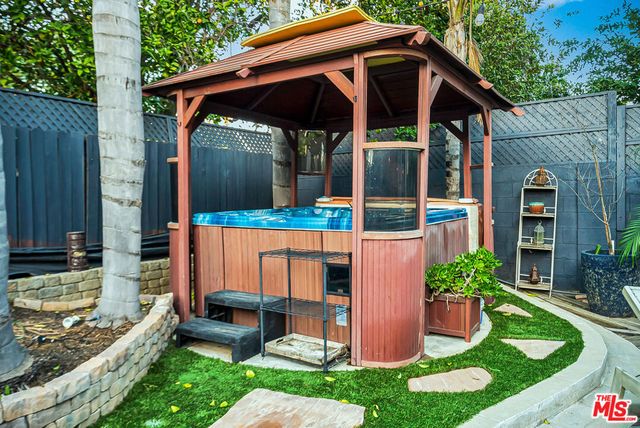 20241 Baltar Street, Winnetka, CA 91306