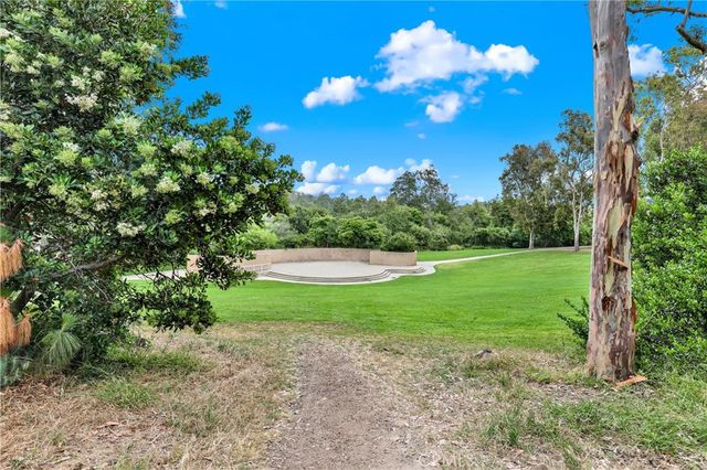 24 Vassar Aisle, Irvine, CA 92612