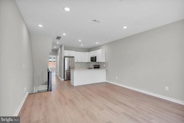 802 W NORRIS ST, Philadelphia, PA 19122